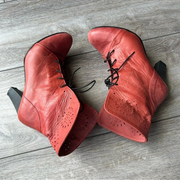 Claudia Laser Cutout Leather Fold Over Cuff Heeled Boots - Picture 8 of 16